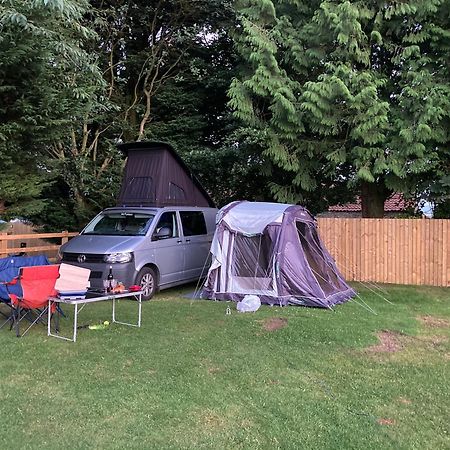 Bank Top Camping-North York Moors With Pitches For Caravans, Camper Vans And Tents Hotel Pickering Bagian luar foto