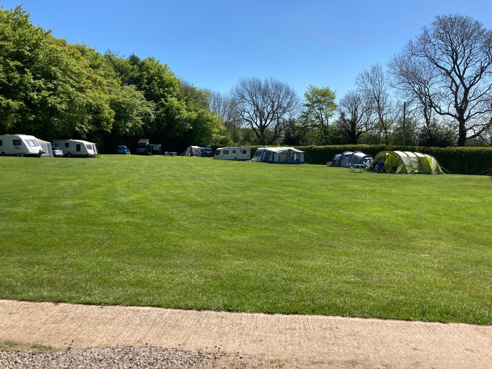Bank Top Camping-North York Moors With Pitches For Caravans, Camper Vans And Tents Hotel Pickering Bagian luar foto
